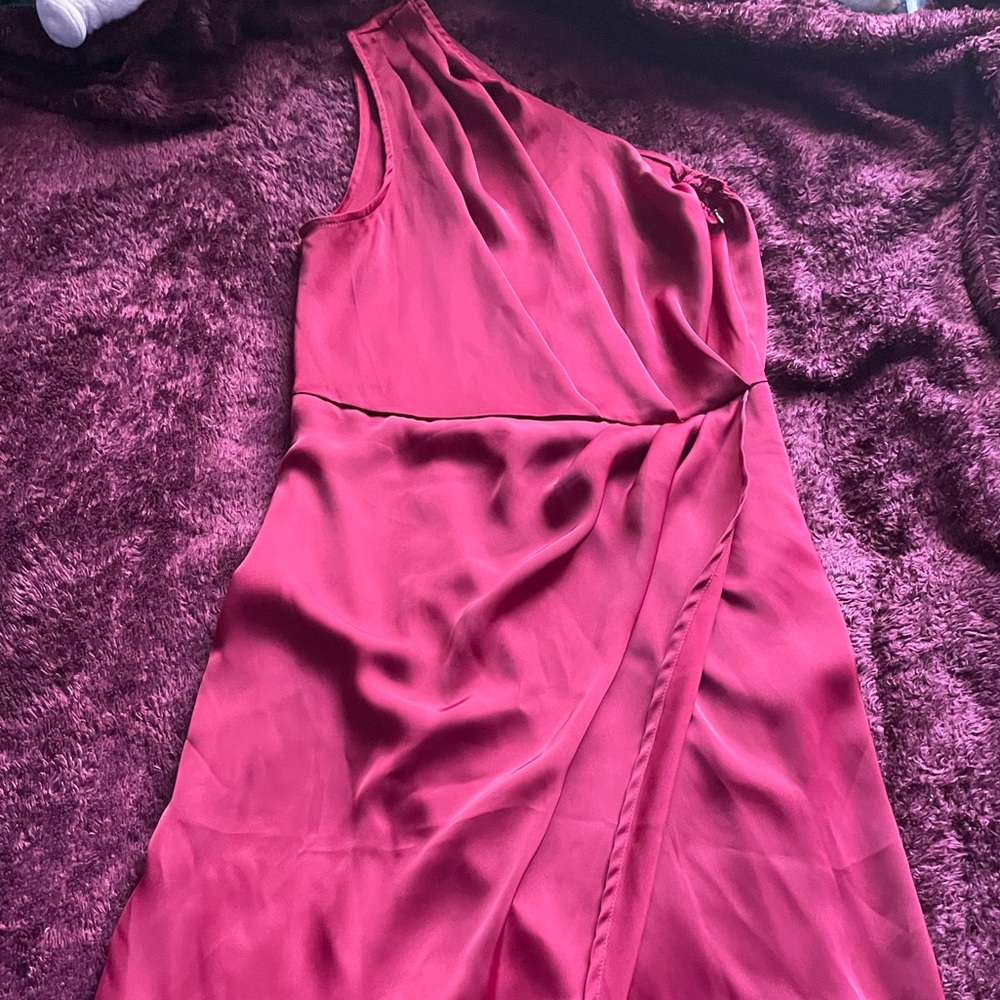 Pretty Garden Silky Red Single Shoulder Dress with Thigh Slit. Women’s Medium.